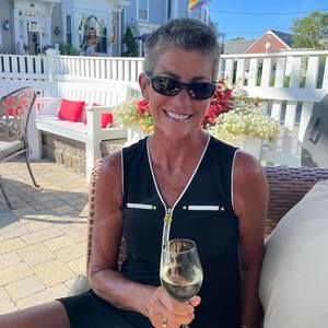 Meet your Posher, Anne